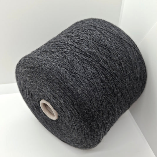 Laine mérinos cachemire fine italienne, couleur gris asphalte n° 917