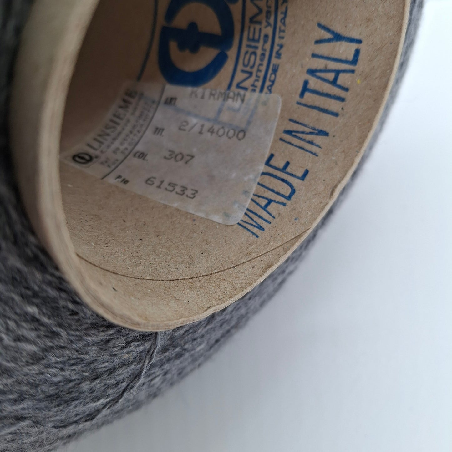 Kashmir Merinould Fint Italiensk Garn Farve Grå N.920