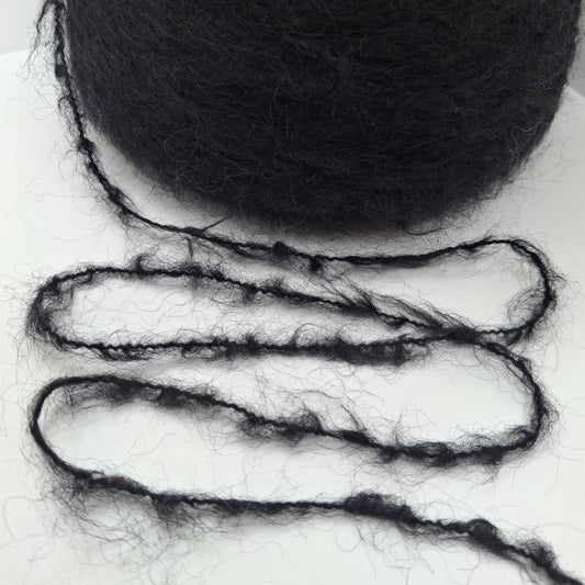 100g blødt mohair garn i italiensk farve sort nr. 933