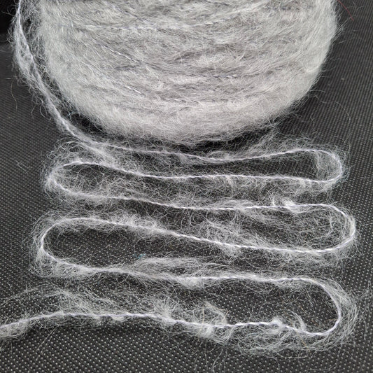 100g Mohair morbido filato italiano colore Grigio Chiaro N.936