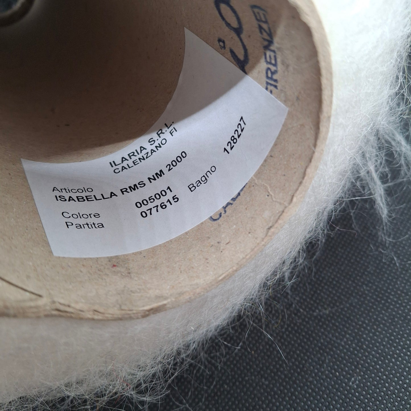 100g Mohair morbido filato italiano colore Bianco Sbiancato N.939