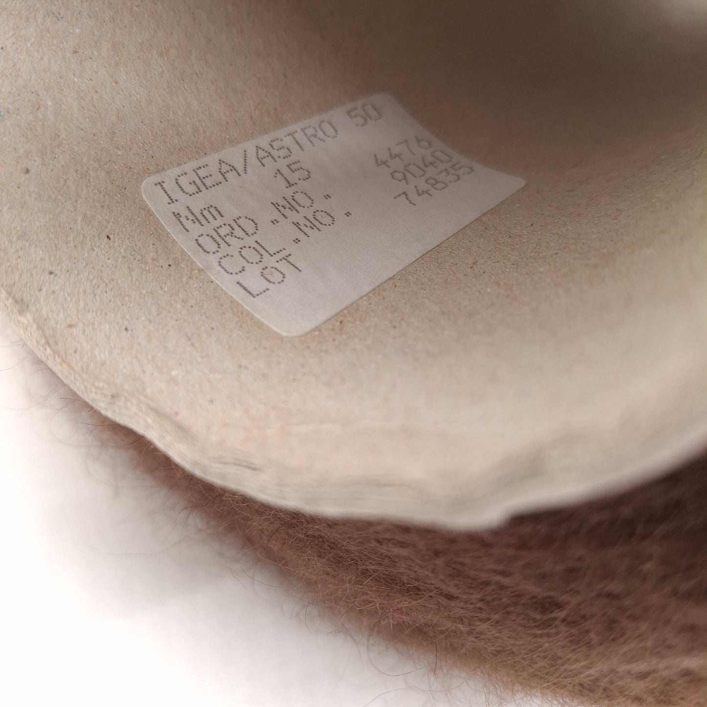 SuperKid Mohair morbido filato italiano colore Marrone Scuro N.960