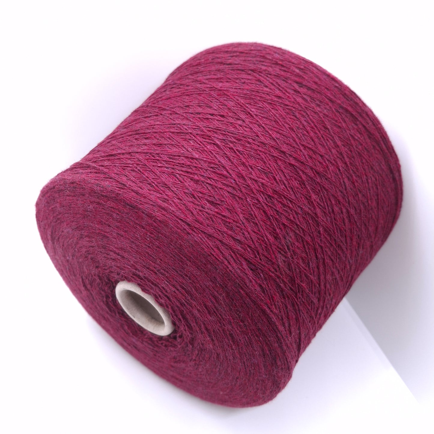 100g Cashmere 100% Italian yarn color Bordeaux N.972