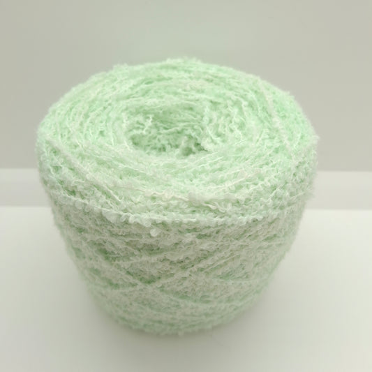 100g Bouclé blødt italiensk garn farve Mintgrøn N.1009