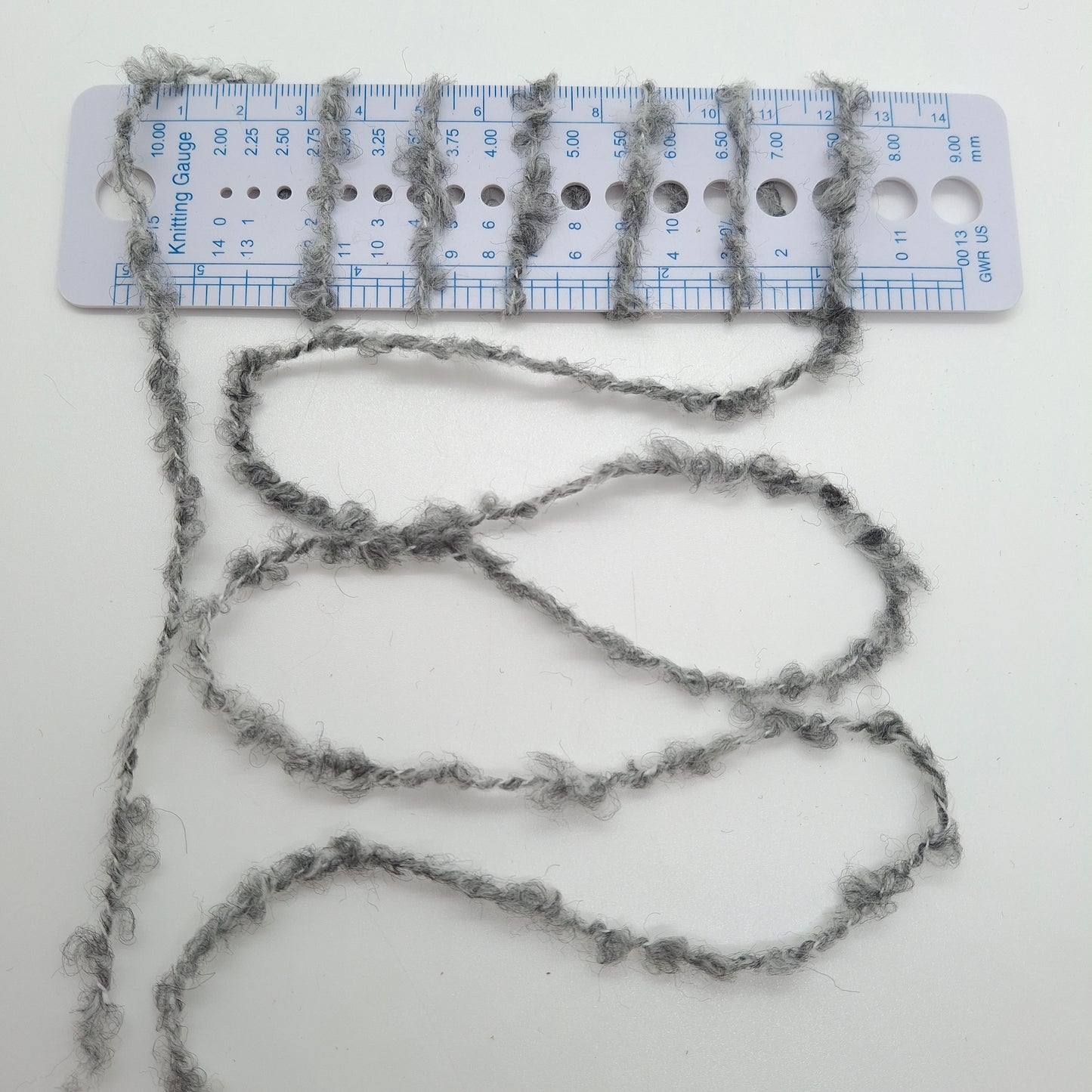 100g Misto Lana Bouclé filato morbido italiano colore Grigio Bianco N.1004