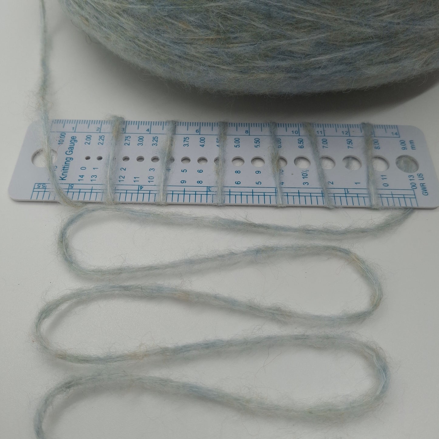 100g Lana Merino filato italiano colore Grigio Azzurro N.1028