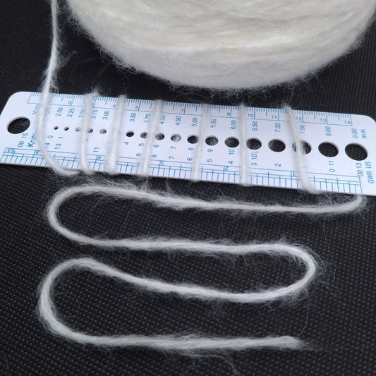 100g Lana Merino filato italiano colore Bianco N.1031