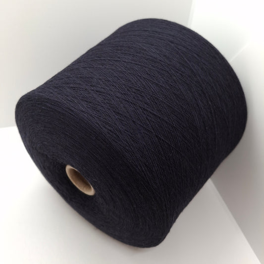 100 g Loro Piana 100% italiensk cashmeregarn, farve midnatsblå, nr. 1033