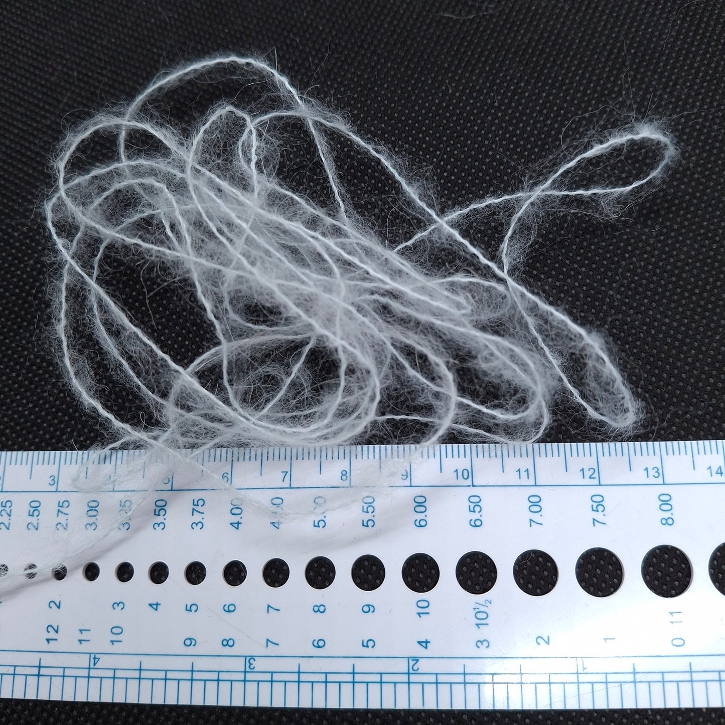 100g Alpaca Spazzolata morbido filato italiano colore Ghiaccio Azzurrino N.1052