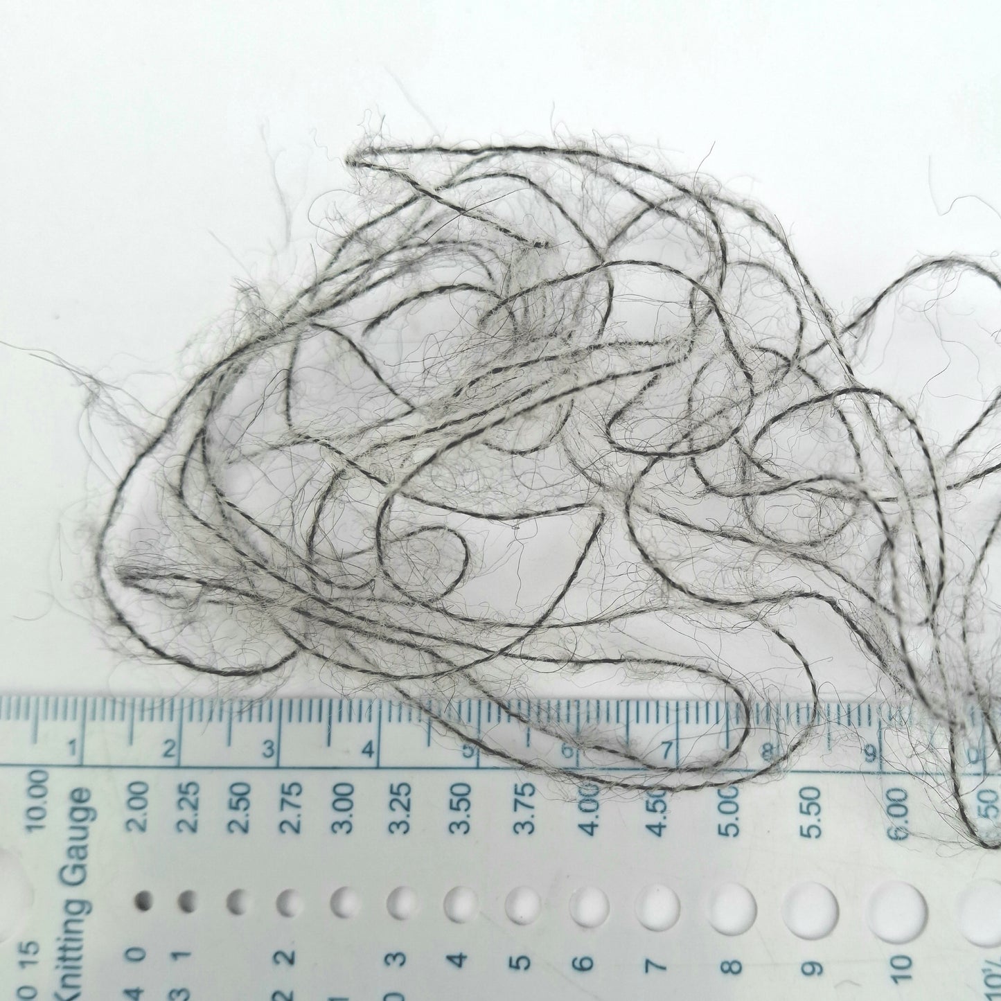 100 g de fil italien doux en alpaga brossé, coloris Gris Mélange N. 1054