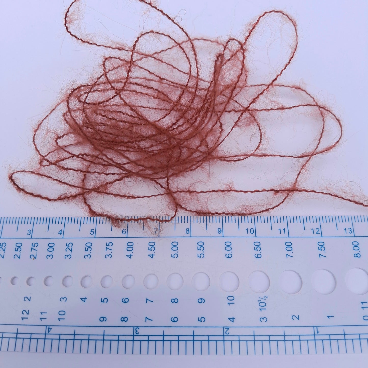 100g børstet alpaka blødt italiensk garn farve kanelbrun N.1059