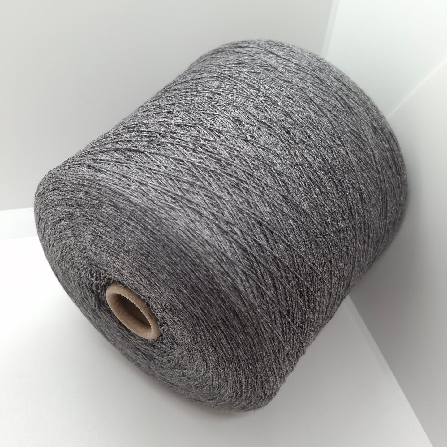 100 g Loro Piana Kaschmirseide, italienisches Garn, Farbe Grau Nr. 1082