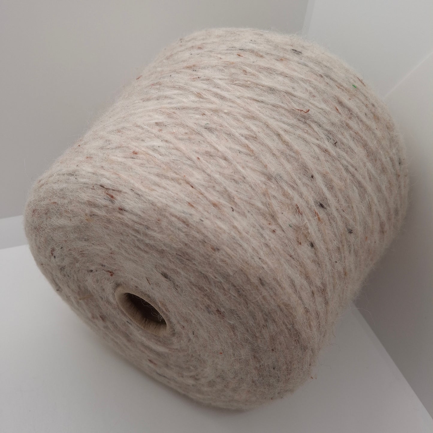 Mohair Wool Chain Italian yarn color Grey N.1076