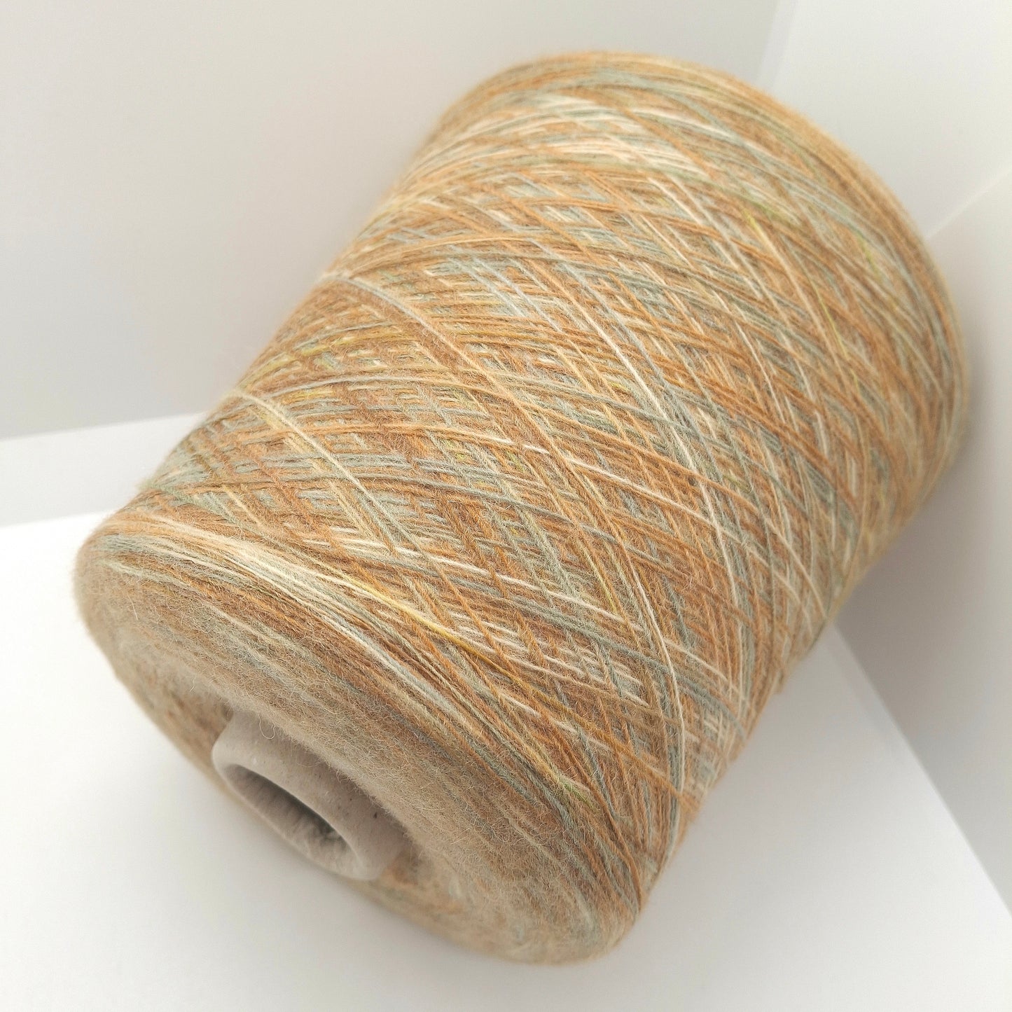 100g Soft Wool Italian Yarn Color Beige Mélange N.1100