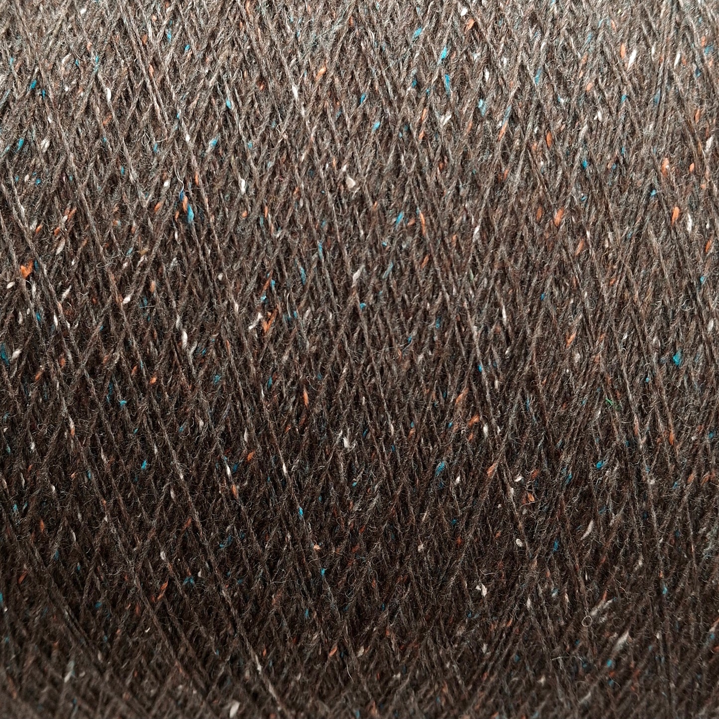 100g Uld Silke Tweed Italiensk garn farve Brun N.1106