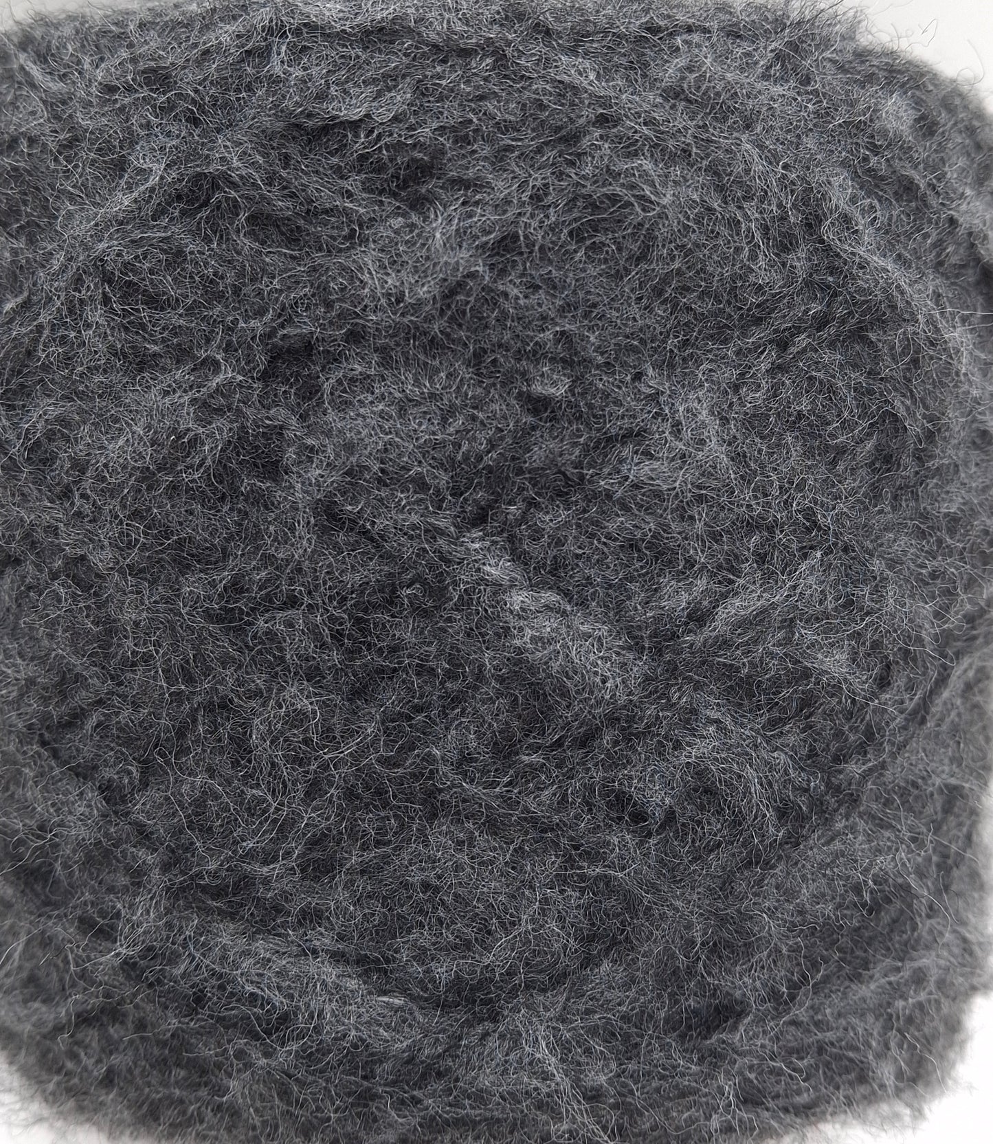 100 g de laine d'alpaga italienne, coloris gris foncé N. 1115