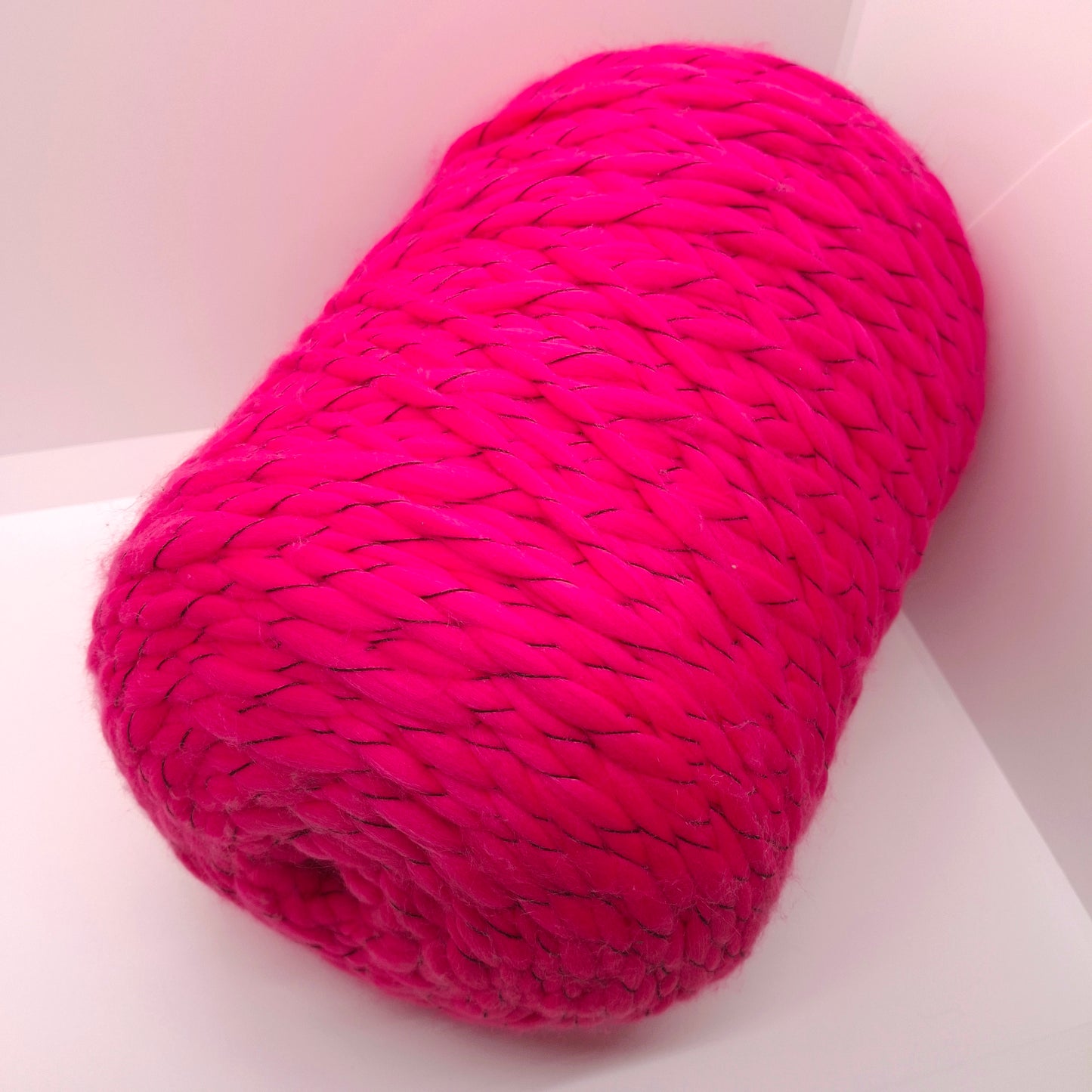 100 g de fil italien irrégulier, rose foncé, n° 1141