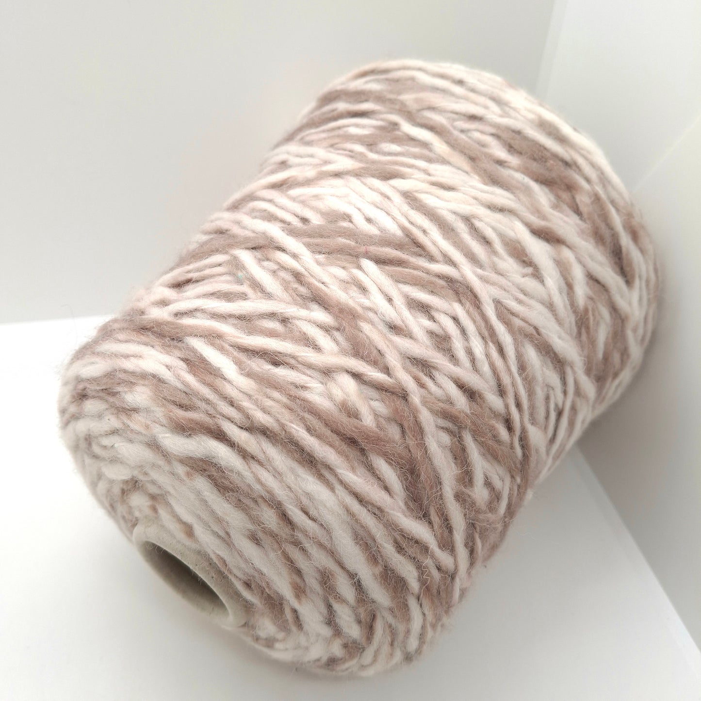 320g Filato italiano colore Bianco Beige N.1150