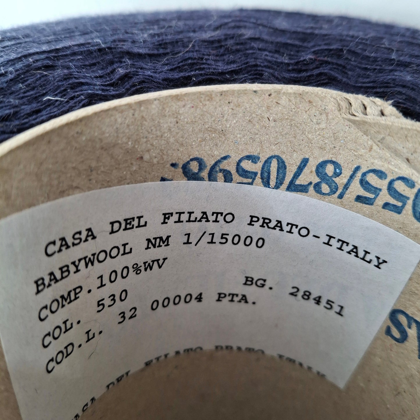 Hilo italiano de lana merino extrafina, color azul medianoche, n.º 1166