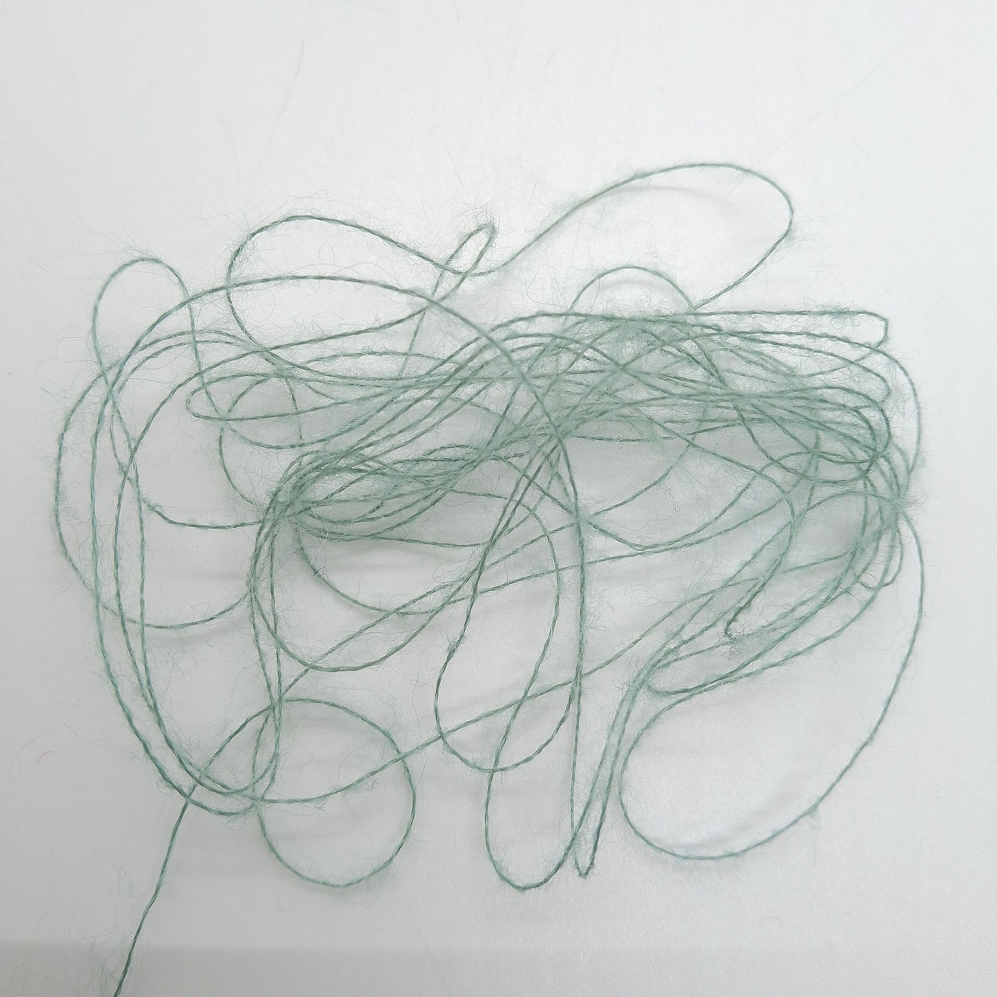 100g blødt mohair italiensk garn farve salviegrøn nr. 1180