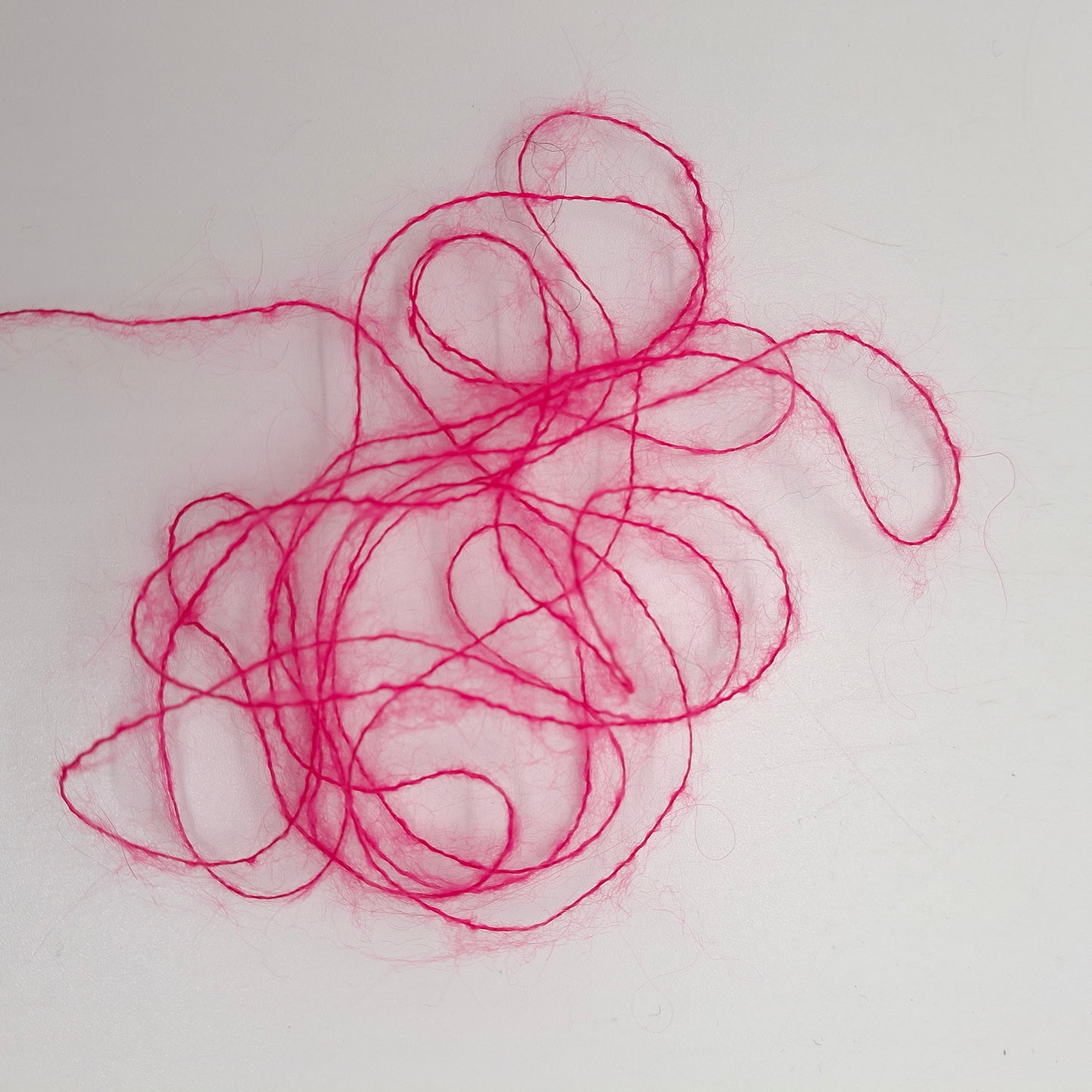 100 g weiches italienisches Mohairgarn, Farbe: Hellrosa, Nr. 1191