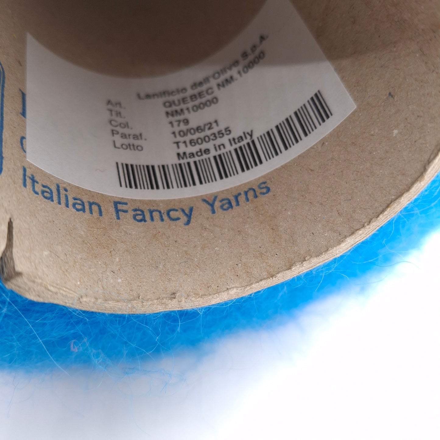 100g blødt mohair garn i italiensk farve, klar blå, nr. 1199