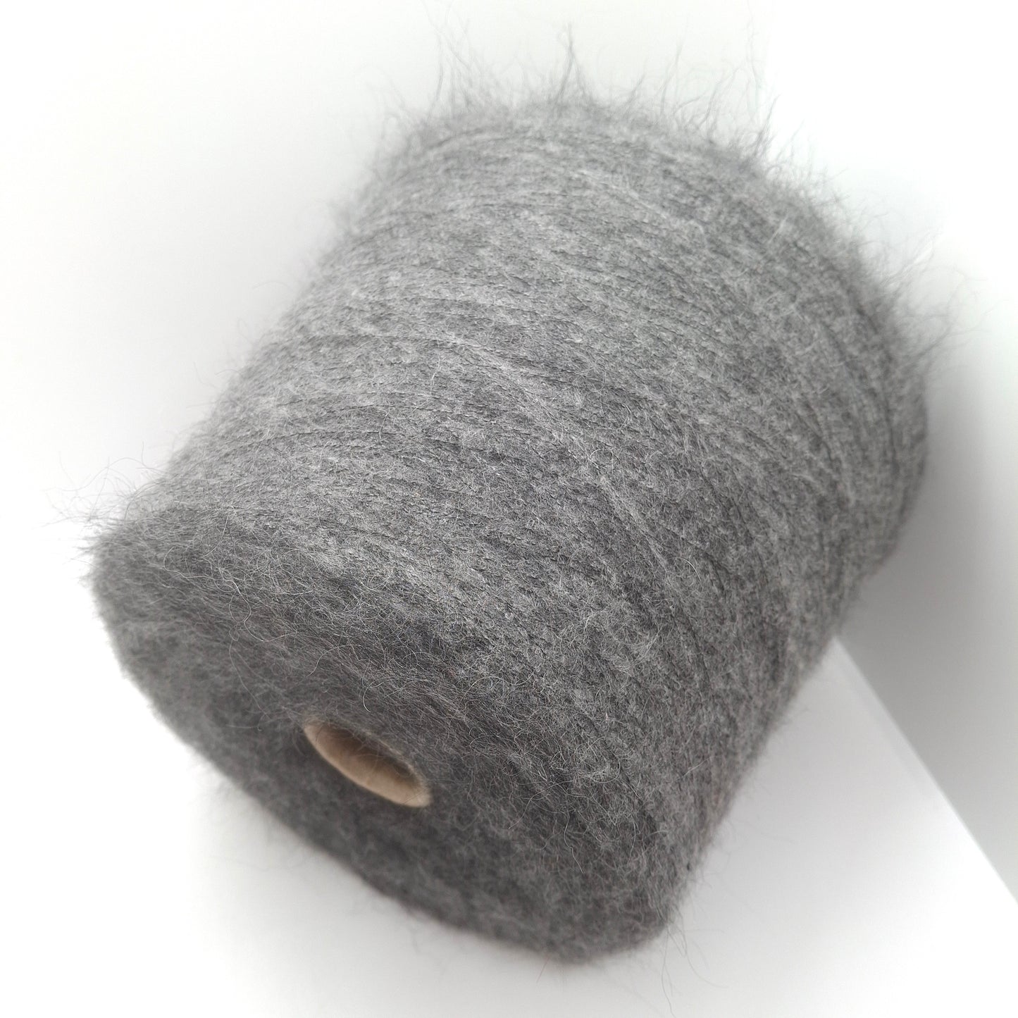 Hilo italiano Mohair de 100 g color Gris N.1188