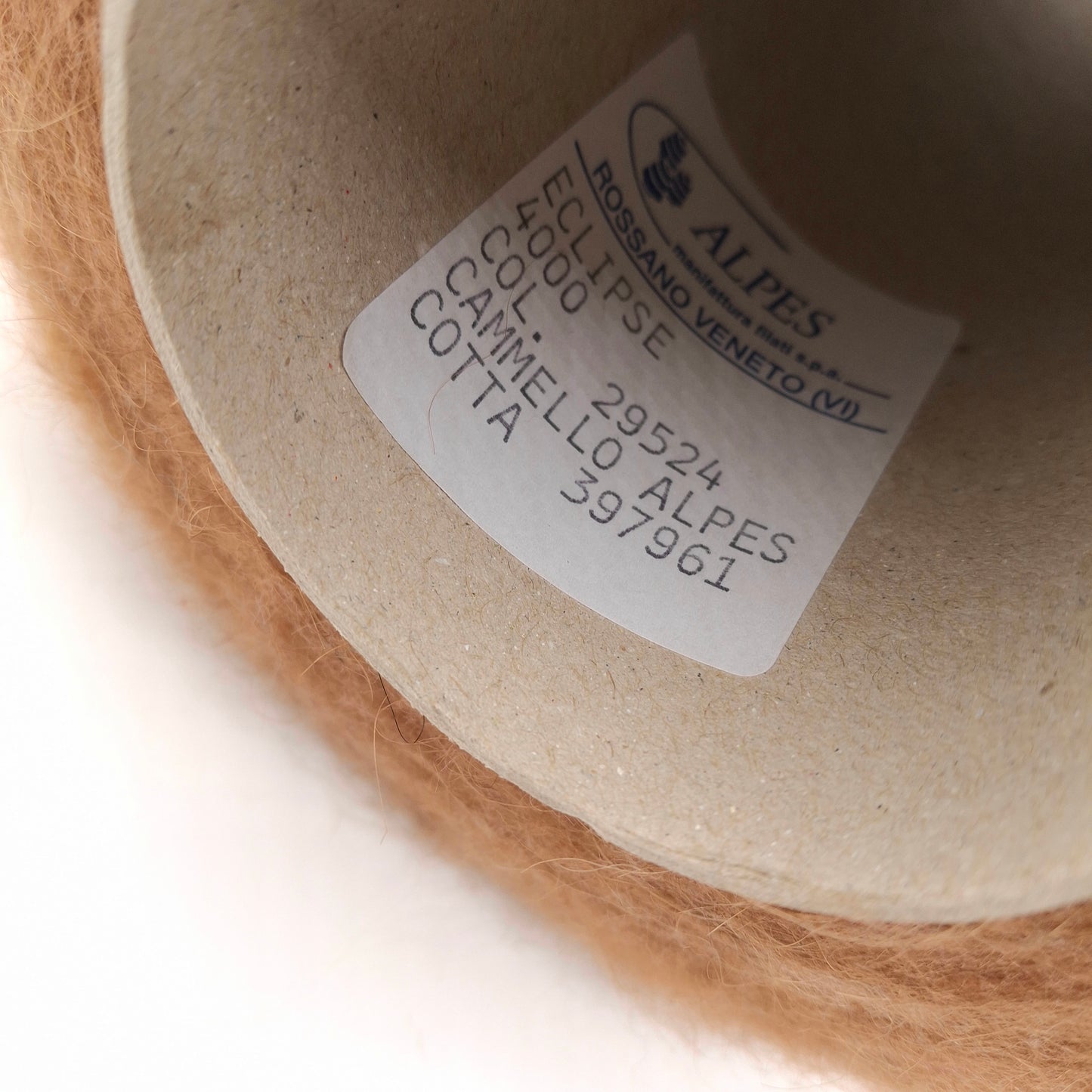 100g Kid Mohair morbido filato italiano colore Beige N.1203