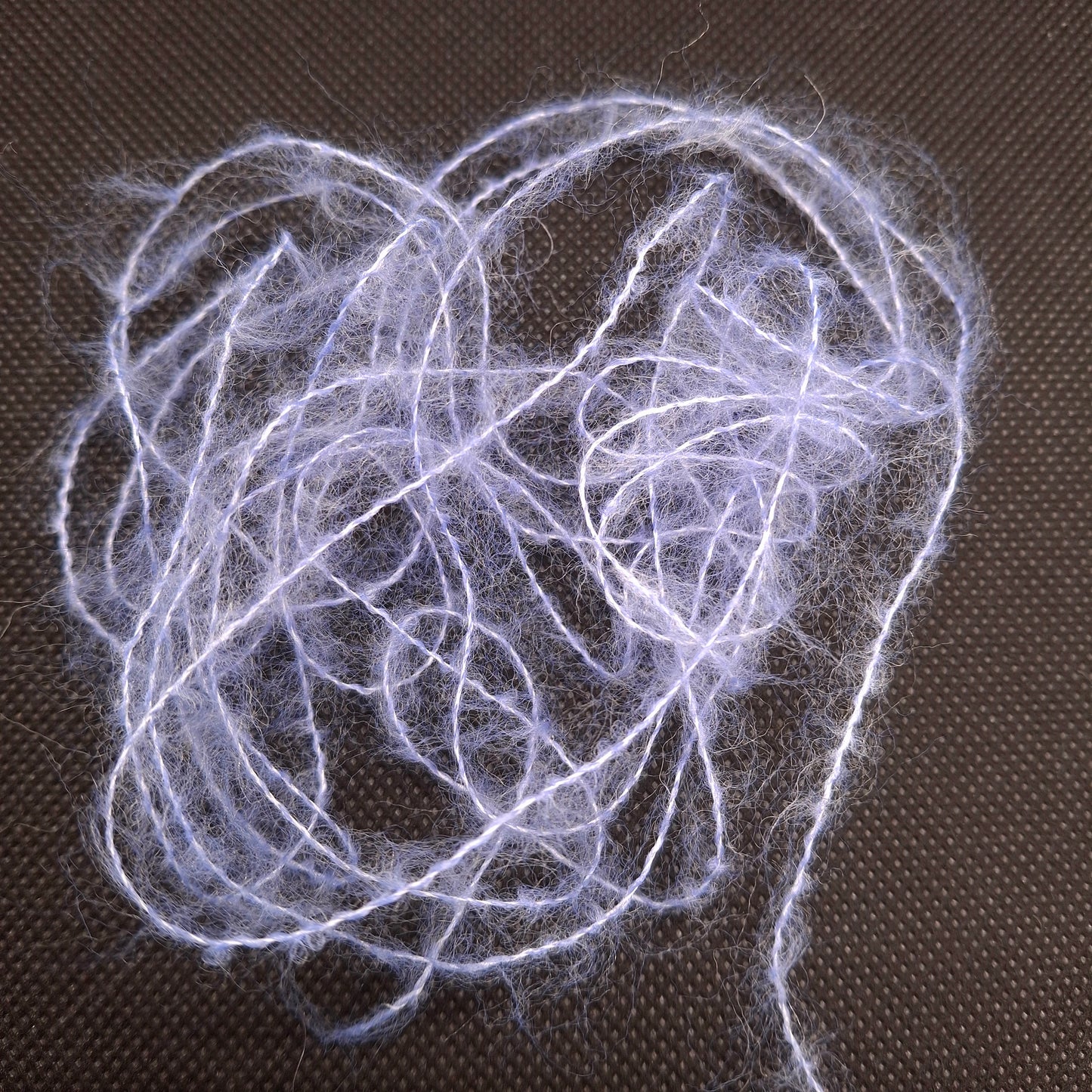 Hilo italiano suave de lana cepillada de 100 g color lila N.1231