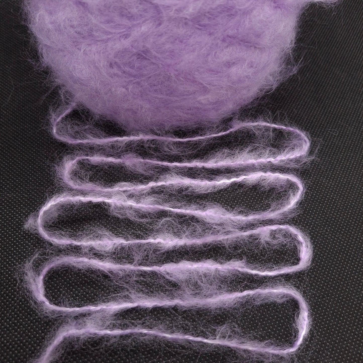 100g Filato Soffice italiano morbido colore Lilla N.1244