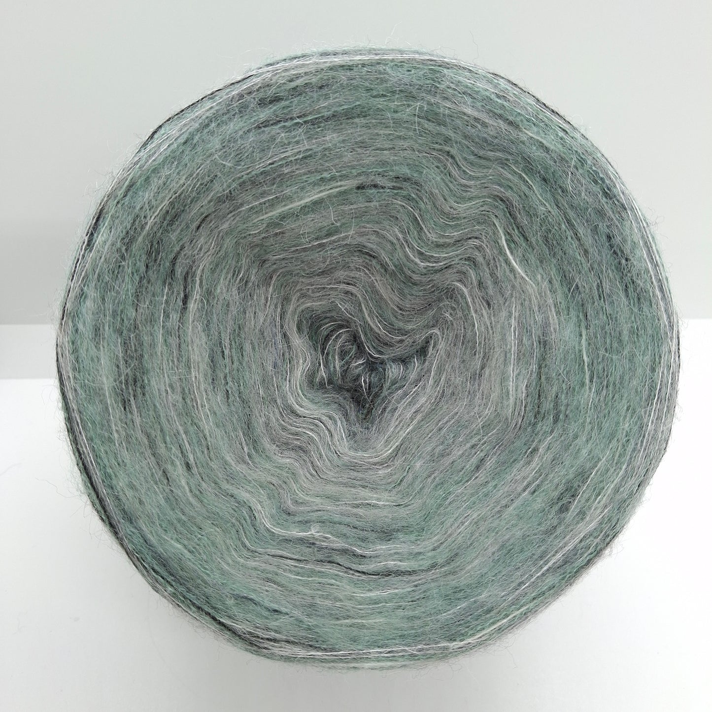 100g Misto Mohair morbido filato italiano colore Grigio Verdino Mélange N.1270