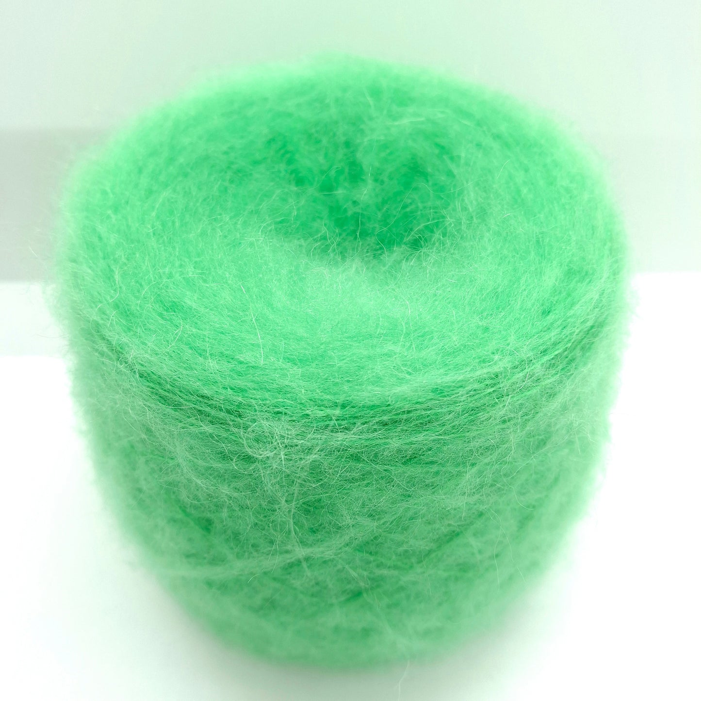 100 g de fil SuperKid Mohair doux italien, coloris Vert acide N. 1253