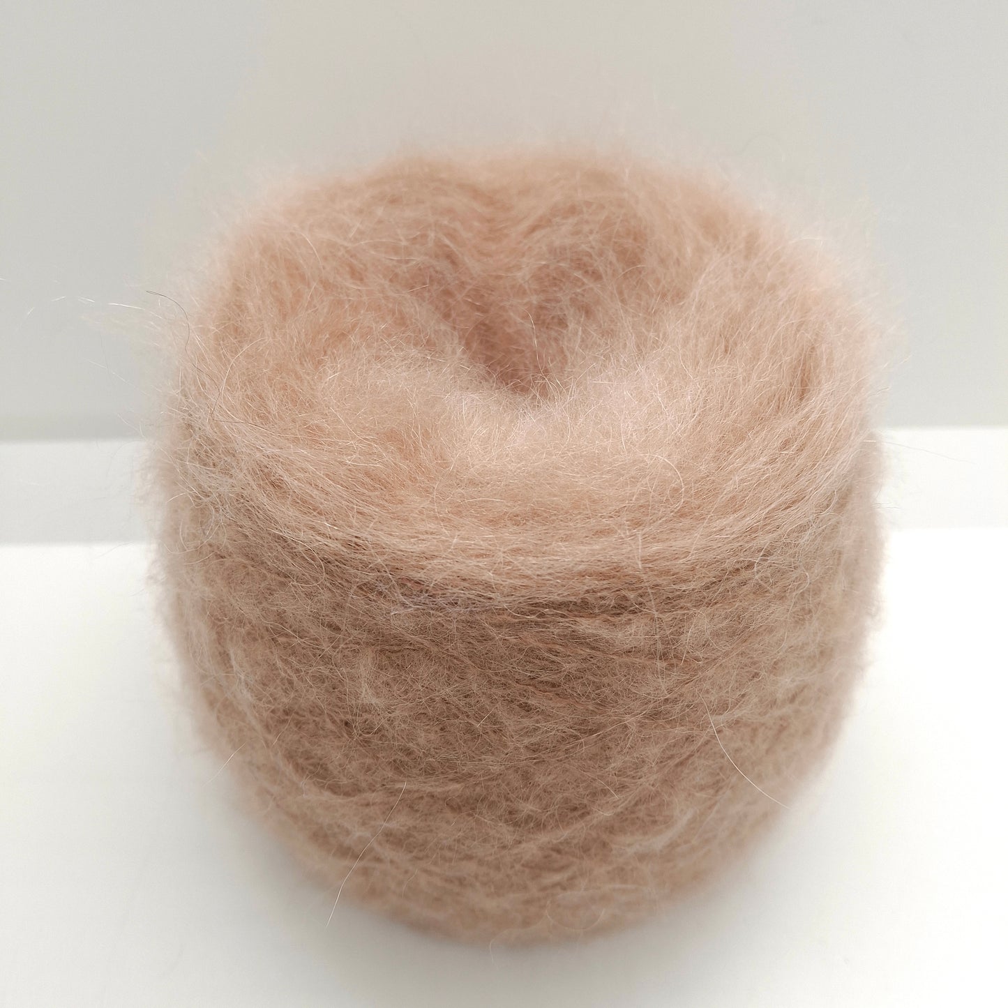 100g Mohair morbido filato italiano colore Beige N.1264