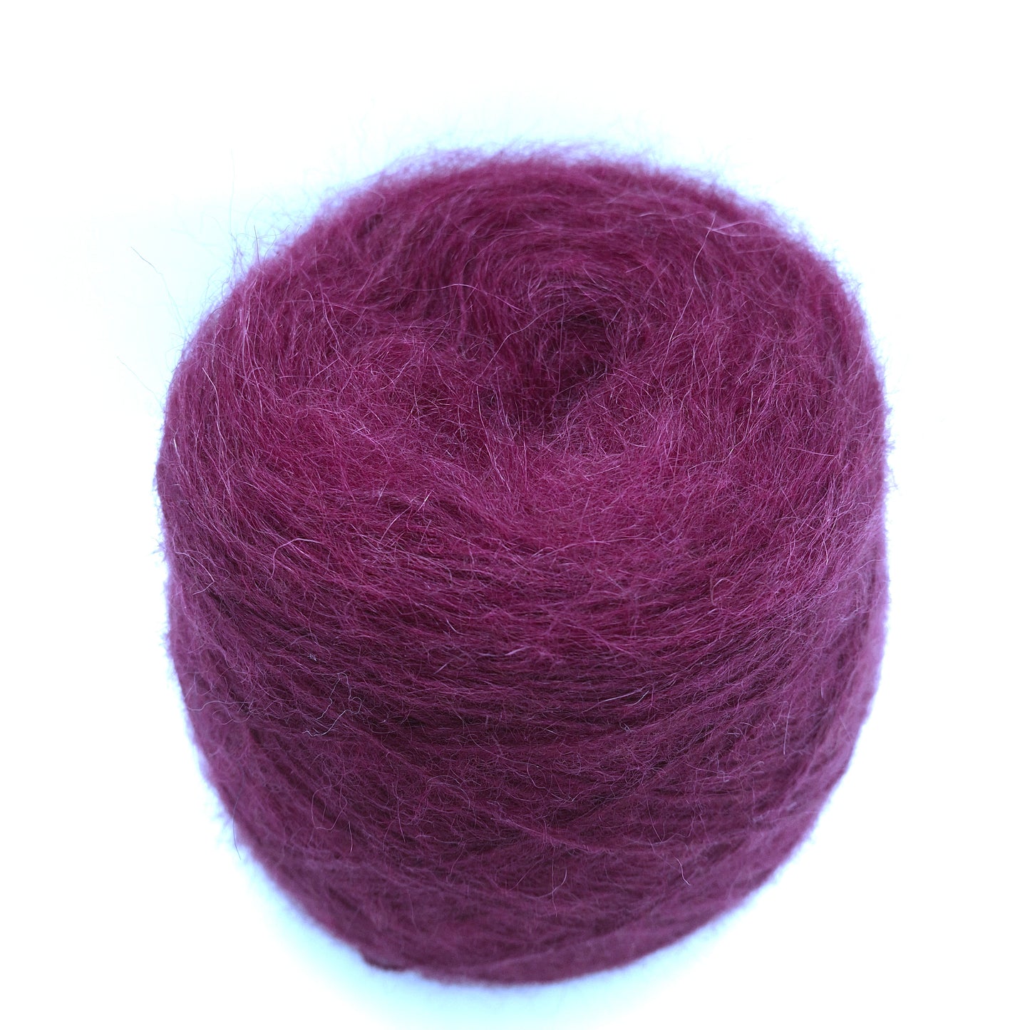 100g blødt mohair garn i italiensk Bordeaux farve nr. 1249