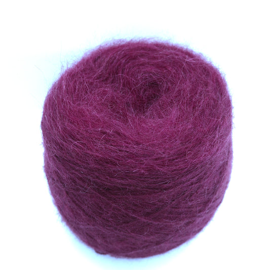100g blødt mohair garn i italiensk Bordeaux farve nr. 1249