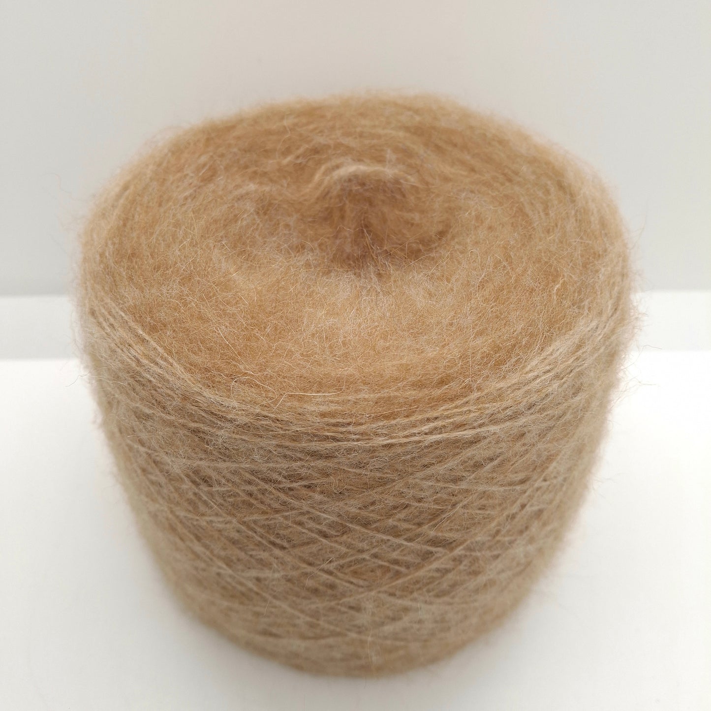 100 g de laine mohair italienne, coloris beige N. 1284