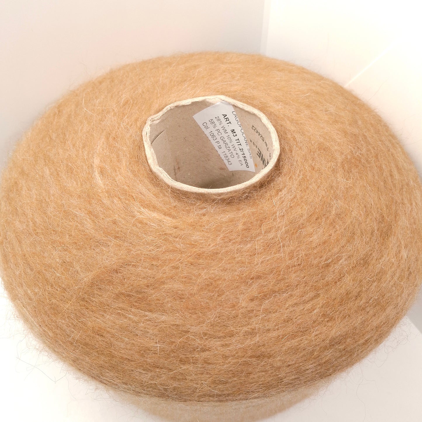 100 g de laine mohair italienne, coloris beige N. 1284