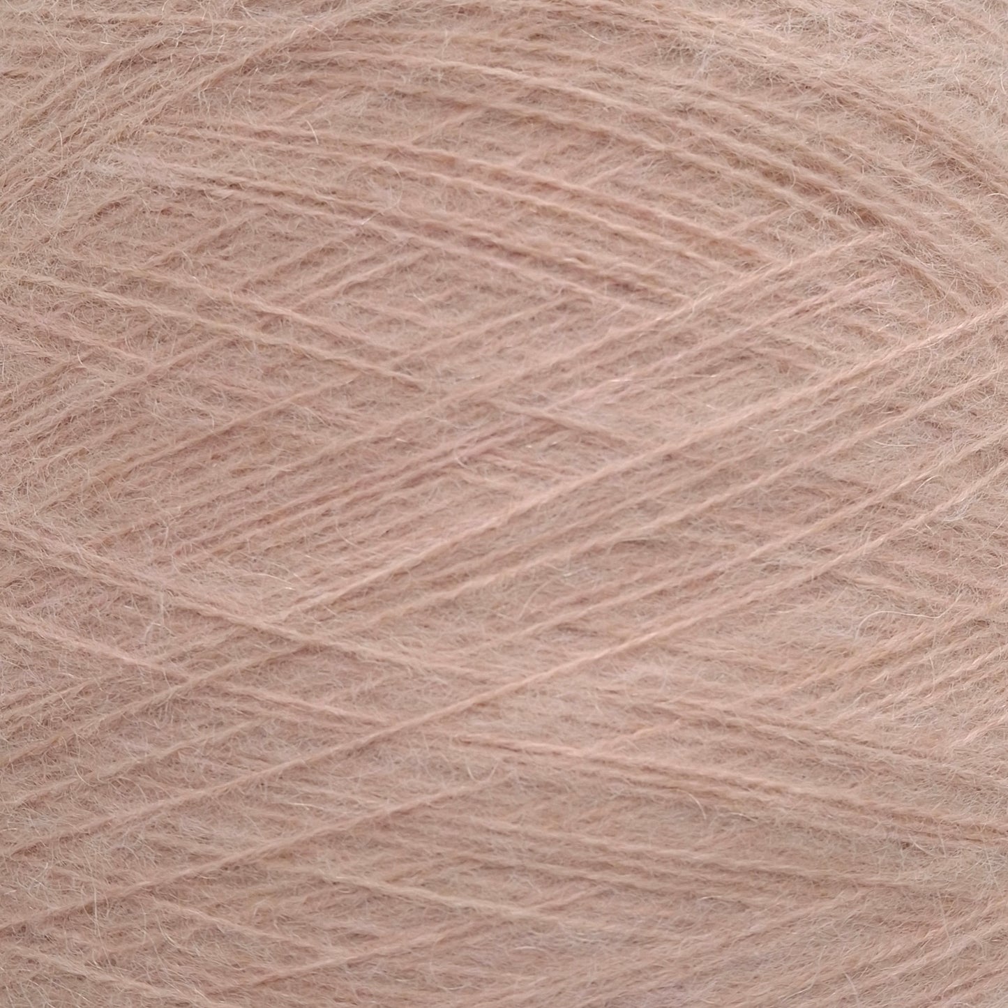 100 g de laine mohair italienne, coloris rose poudré N. 1287