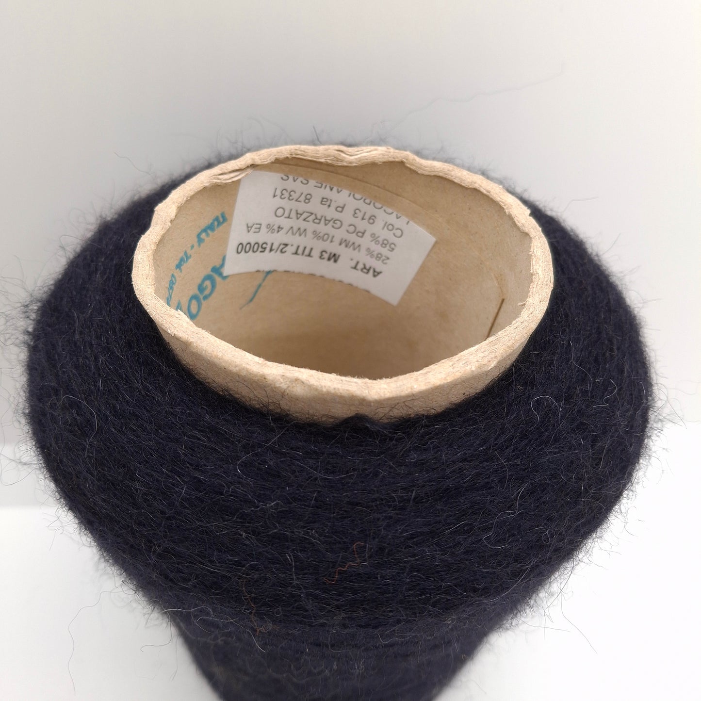 100 g de laine mohair italienne, coloris bleu très foncé N. 1288