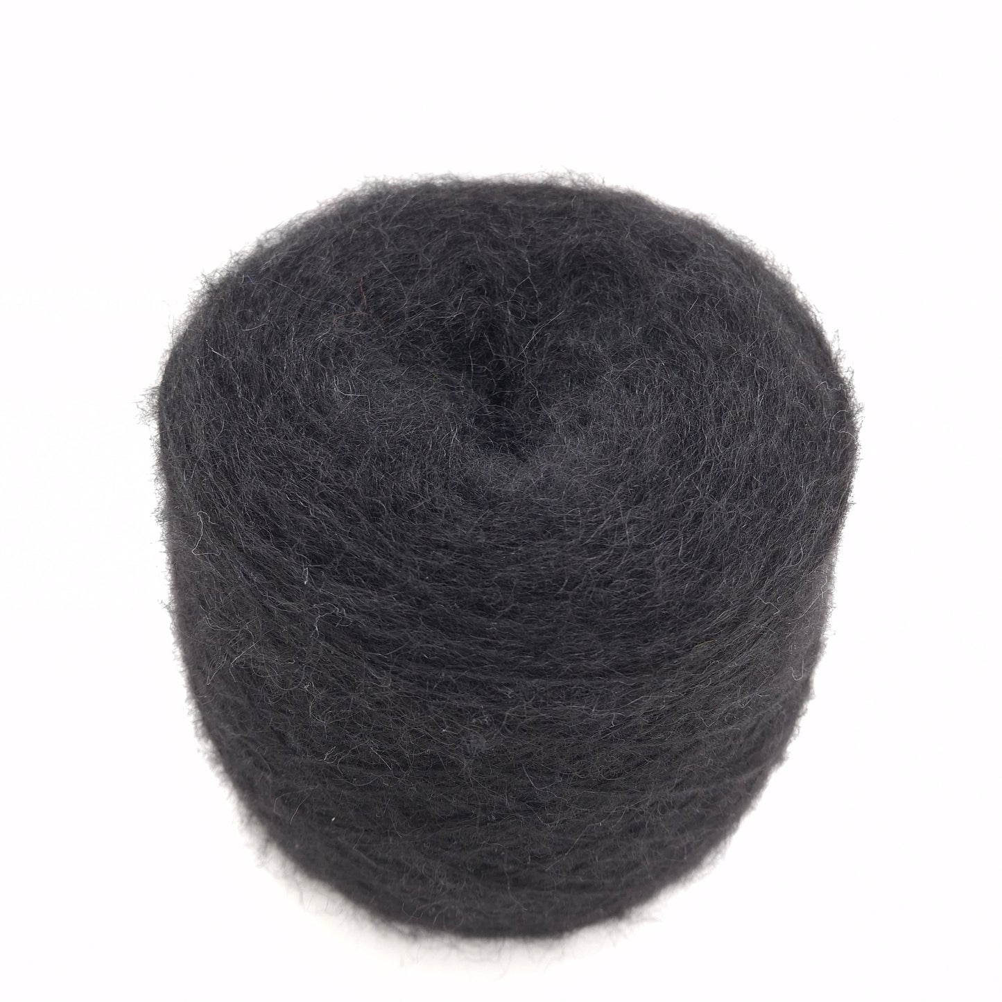 100 g de laine mohair italienne, coloris noir, réf. 1275