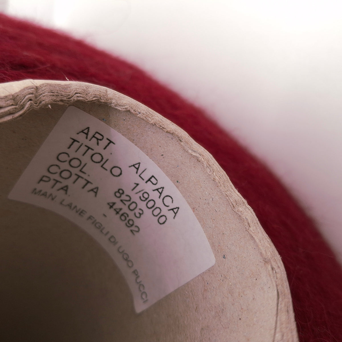 100g de hilo italiano suave de Alpaca cepillada color Burdeos Marrón N.1362