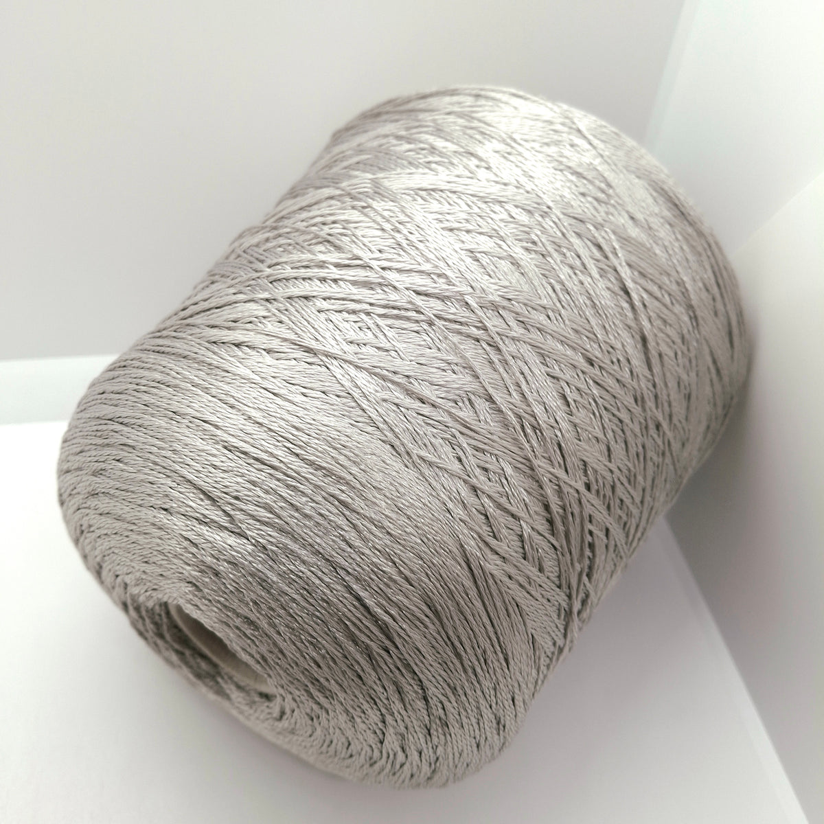 Viscosa 100% filato italiano colore Grigio Perla Lucido  N.1369