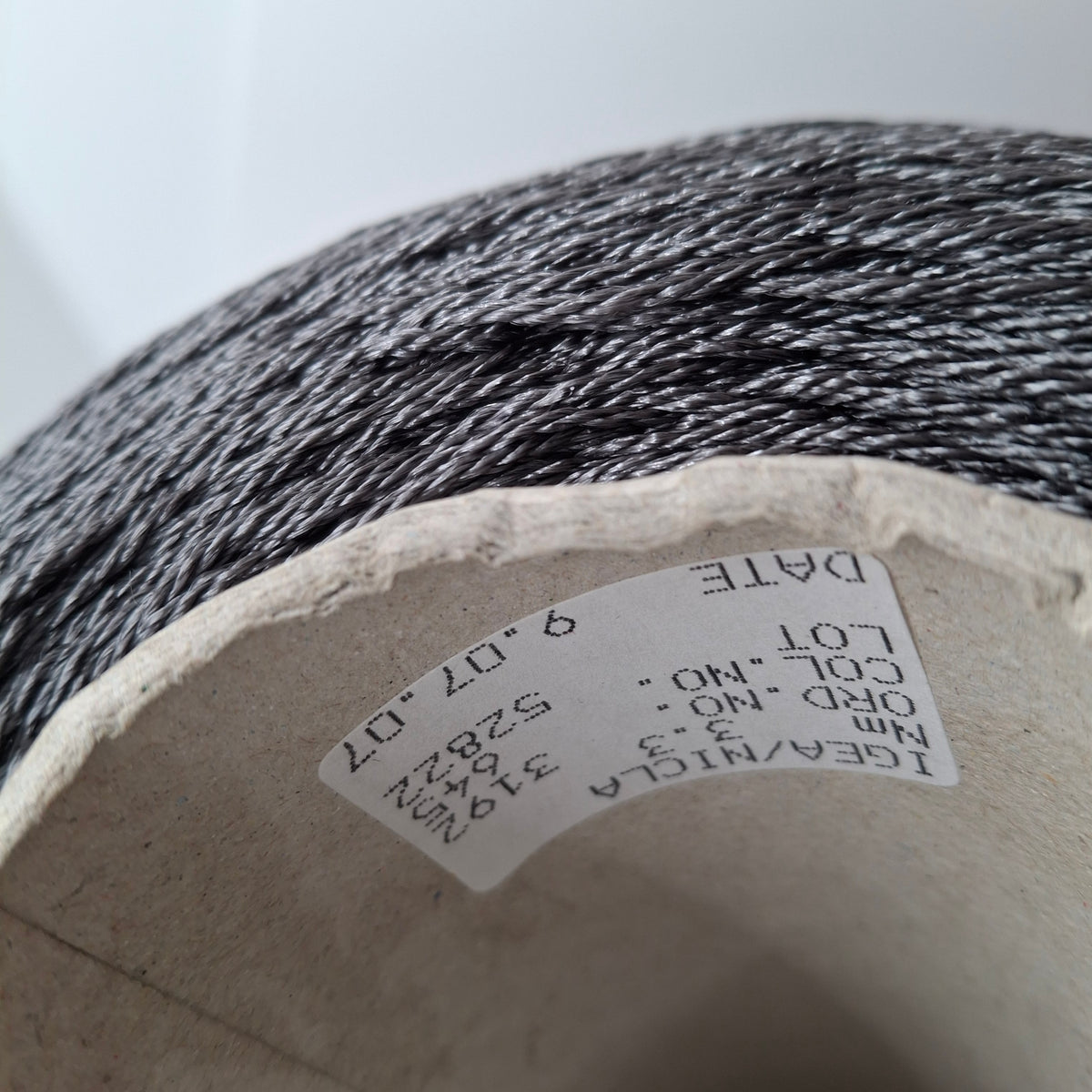 Viscosa 100% filato italiano colore Grigio Lucido  N.1368