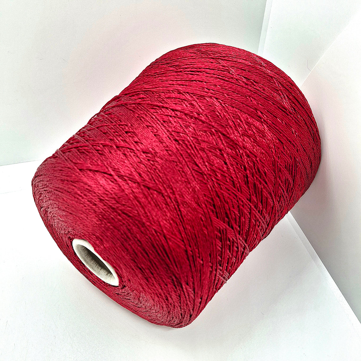 Viscosa 100% filato italiano colore Rosso Scuro Lucido  N.1373