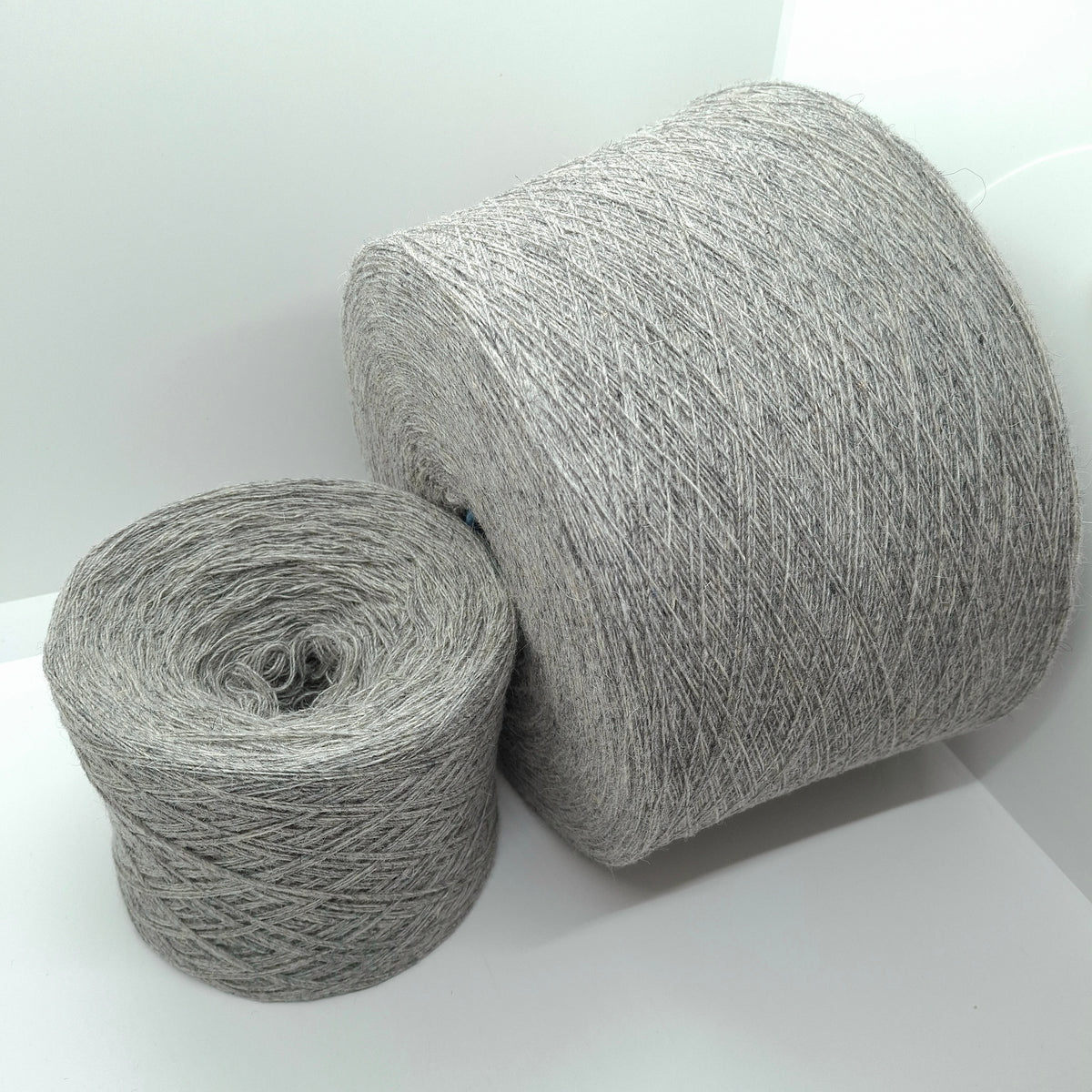 100g Alpaca Wool Italian yarn Light Gray color N.1392