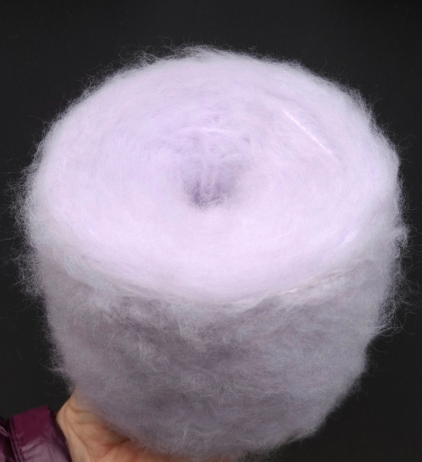 100g blødt italiensk garn, lilla lavendel farve, nr. 1245