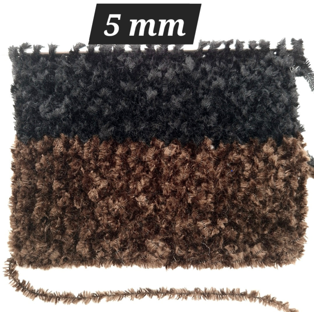 Hilo italiano Tagliatino de 100 g color Negro Brillante N.1109